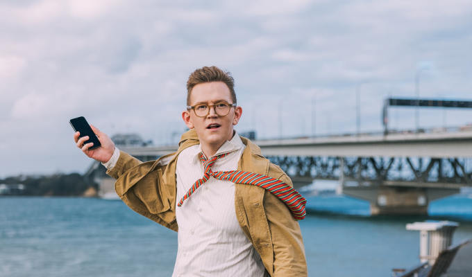 Chris Parker: Give Me One Good Reason Why I Shouldn't Throw My Phone Off this Bridge | Melbourne International Comedy Festival review