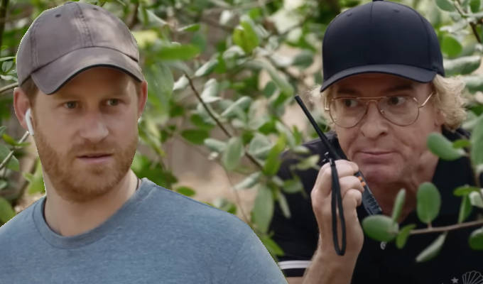 Rhys Darby stars alongside Prince Harry | Comic films a sketch about sustainable travel
