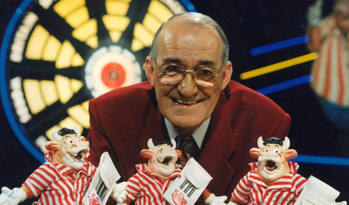 Who hosted Bullseye after Jim Bowen? | Put your comedy knowledge to the test with this quiz about quizzes