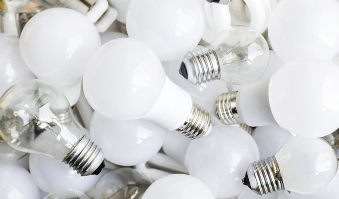 I've just found a drawer full of lightbulbs... | Tweets of the week