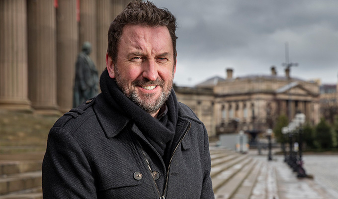 'Some comedians' celebrity status outweighs their comedy' | Lee Mack speaks up about the trends in stand-up