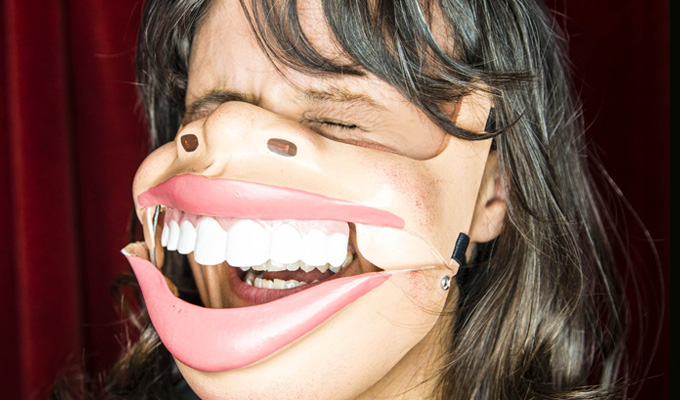 Nina Conti: In Your Face