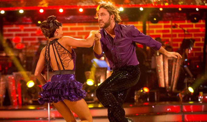 'It went so well in rehearsal...' | Seann Walsh struggles in Week 2 of Strictly