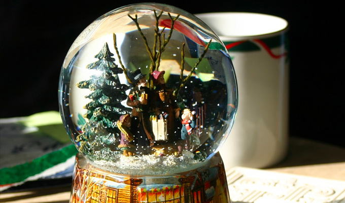 I want to get into the snow globe business... | Tweets of the week