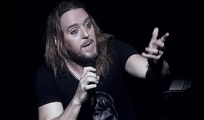 Tim Minchin: Back | Gig review by Steve Bennett at the Eventim Apollo, Hammersmith