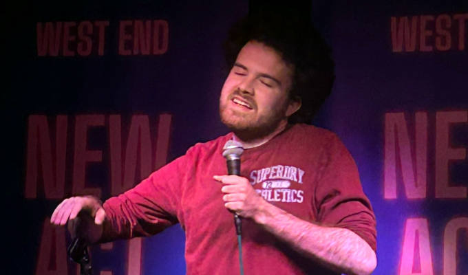 Adam Door named West End New Act Of The Year 2025 | Prize includes Edinburgh Fringe accommodation