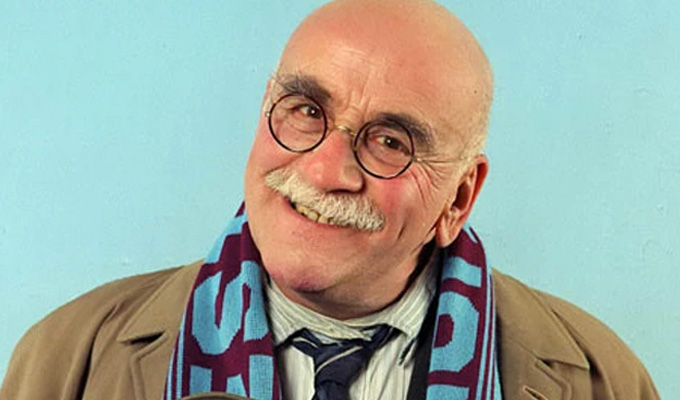 Warren Mitchell dies | Alf Garnett actor was 89