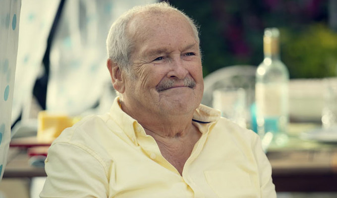 Bobby Ball dies at 76 | Comic succumbed to Covid-19 Bobby Ball dies at 76 | Comic succumbed to Covid-19