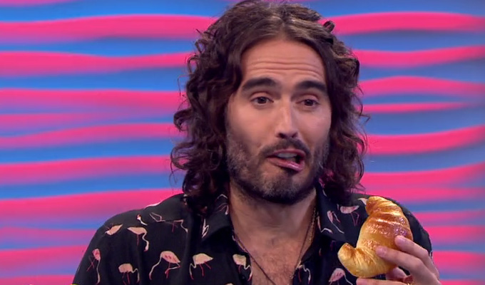 It's a bakery fakery! | Russell Brand exposes trickery on ITV's Lorraine