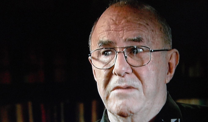 Clive James dies at 80 | Witty TV critic succumbs after ten years of illness