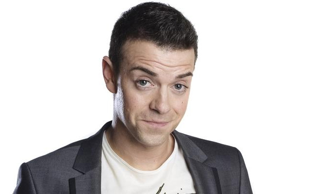 New radio comedy for Des Clarke | A tight 5: February 25