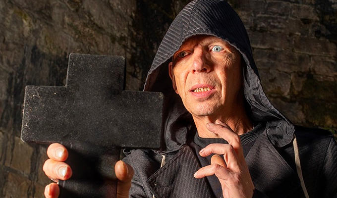David Hoyle: Ten Commandments | Review of his political anti-cabaret act at the Soho Theatre
