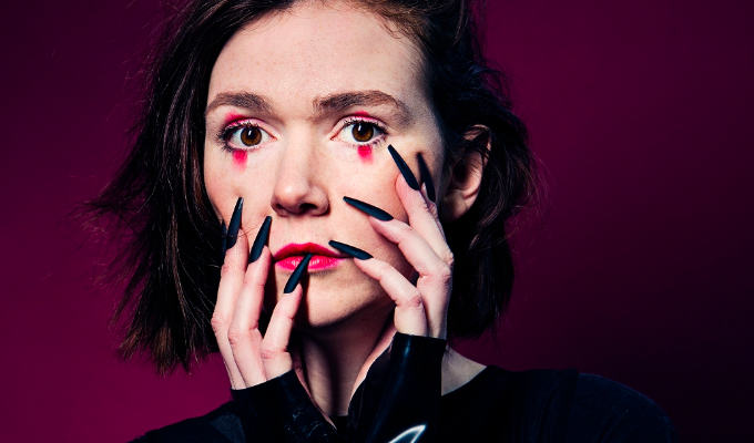 Elf Lyons: Raven | Edinburgh Fringe comedy review