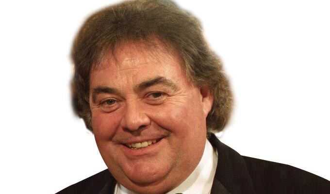 When Eddie Large gave a half-time pep talk... | Comic tried to motivate his beloved Man City