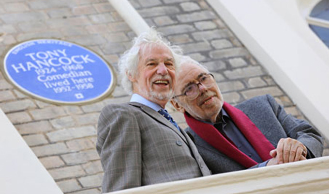 Plaque remembers Tony Hancock | London honour on his 90th birthday