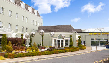 Latlorcan Hillgrove Hotel