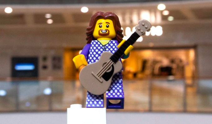 Billy Connolly immortalised in Lego | The Big Yin goes wee