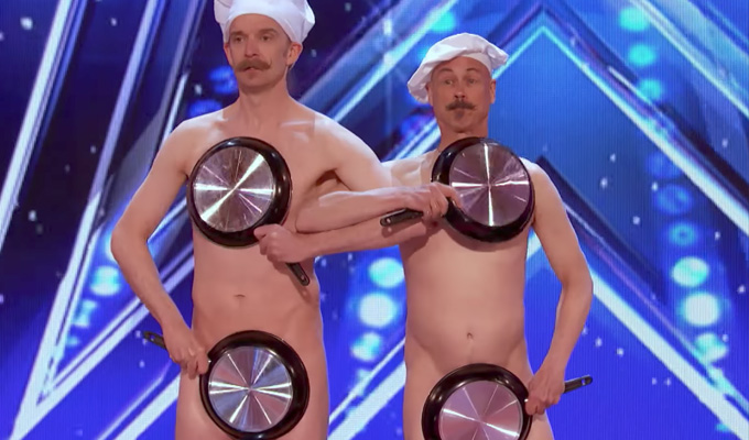 Does this naked frying pan dance remind you of something? | Balloon dance reinvented