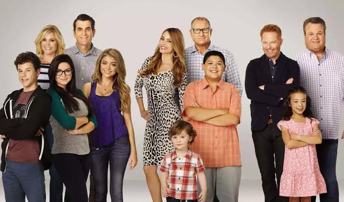 One more series for Modern Family | But then it's all over for the Dunphys and the Pritchetts