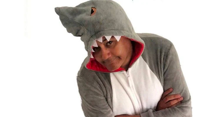  Nik Coppin: Shark