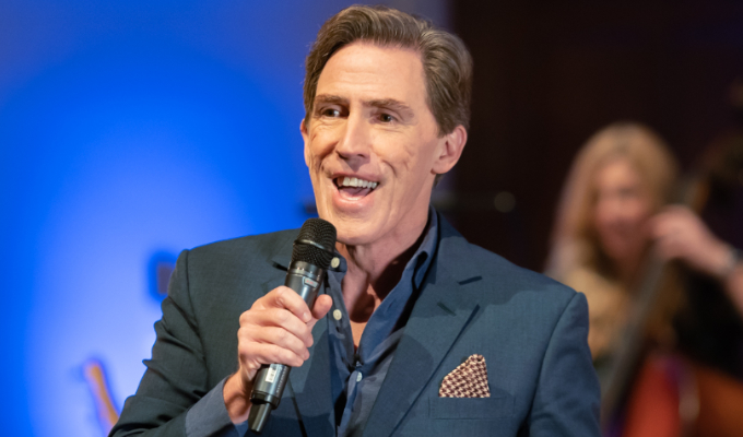 You're baa-ed! | Rob Brydon recalls the audience that turned on him with sheep noises