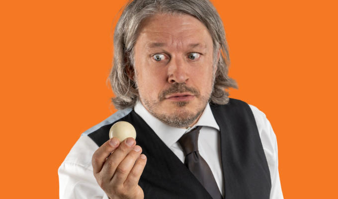Richard Herring announces first tour in six years | Talking about his testicular cancer