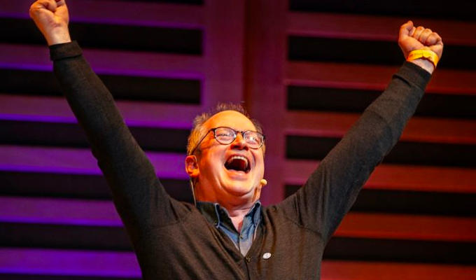 Robin Ince unveils new science book | 100-bookshop tour to launch The Importance Of Being Interested