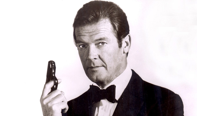 RIP Sir Roger Moore... | Tweets of the week