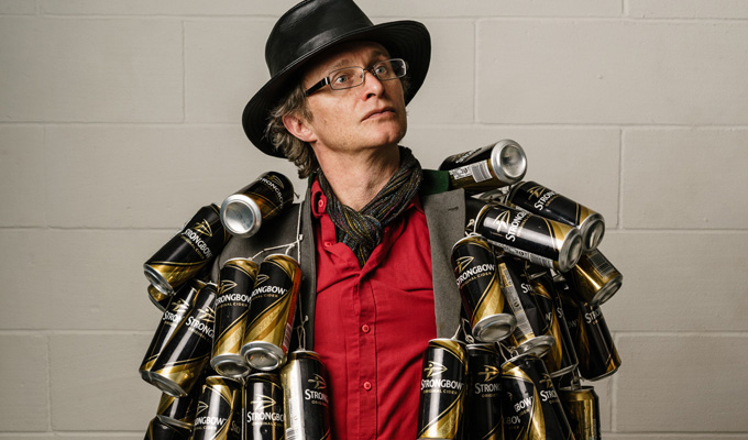  Simon Munnery: Standing Still 