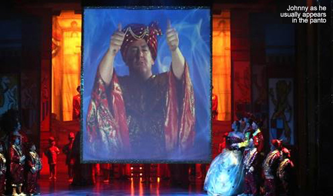 Johnny Vegas makes surprise panto appearance | Snow White's magic mirror comes to life