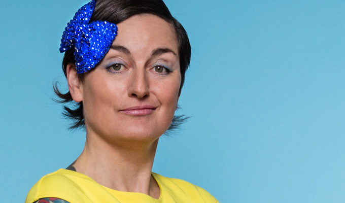 Zoe Lyons – Original Review | Review by Steve Bennett